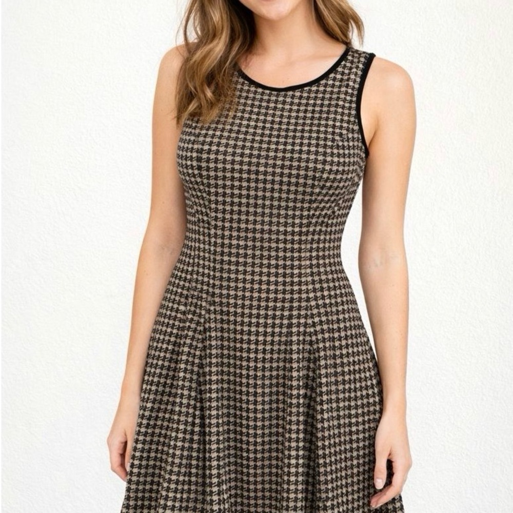 Max Studio Black and Cream Midi Dress